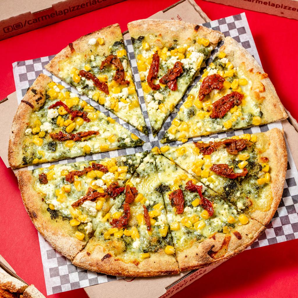 Pizza pesto de autor - Carmela Pizzería