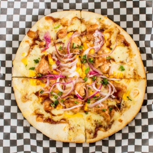 Pizza pollo BBQ de autor _1