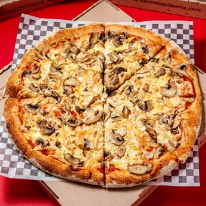 Pizza pollo champiñon de autor _1